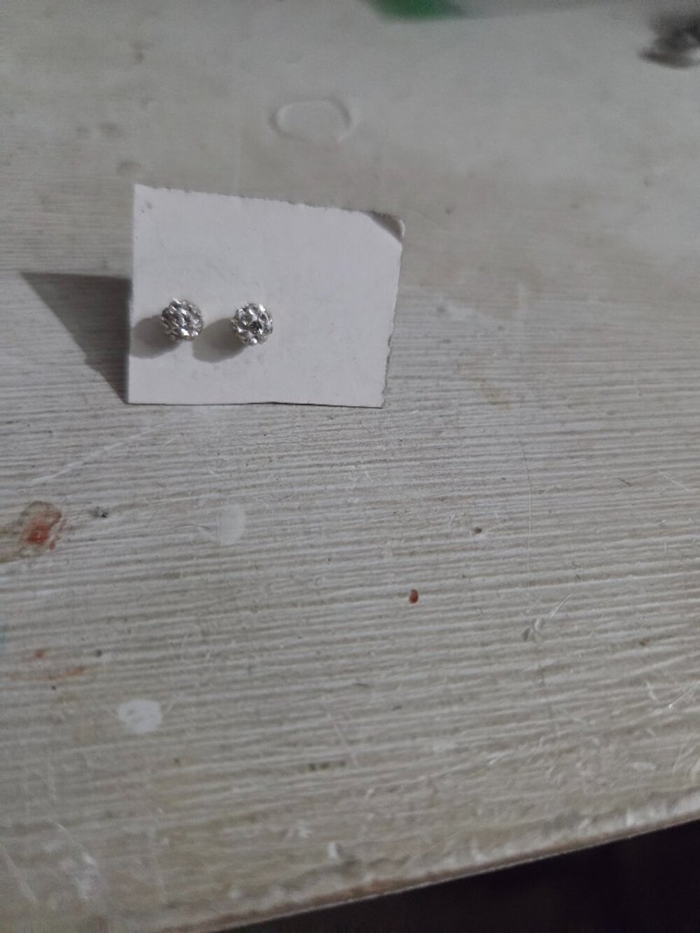 Cubic zirconia studs